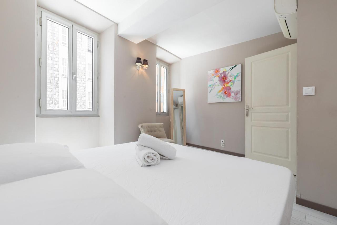 Amazing 3 Bdrs&garden Place Du Pin Parking ! * Nice